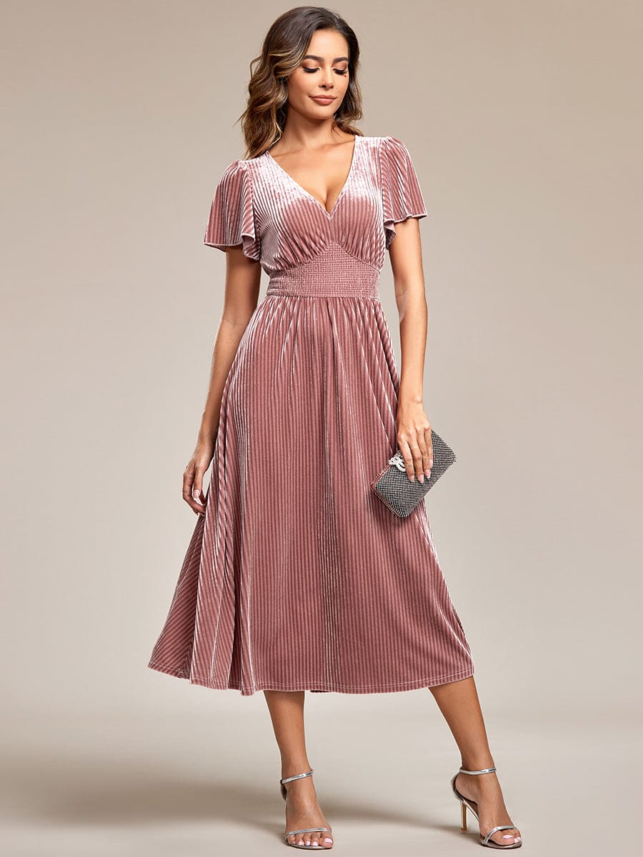 Elegant V-Neck Velour Midi Dress with Short Sleeves and Waist Detail