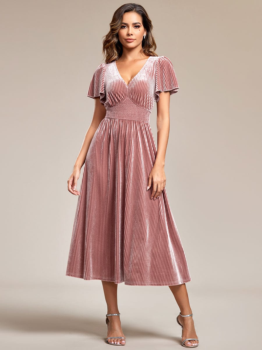 Elegant V-Neck Velour Midi Dress with Short Sleeves and Waist Detail